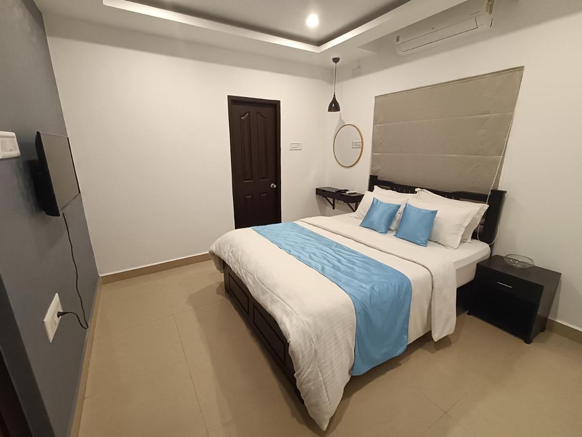 Hotel Brick Castle Chennai Zewnętrze zdjęcie