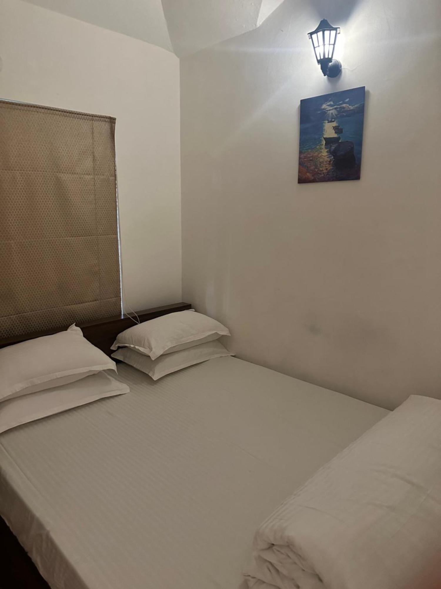 Hotel Brick Castle Chennai Zewnętrze zdjęcie
